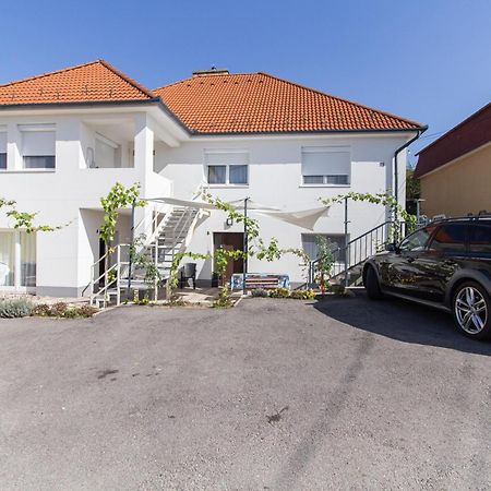 Deli Terasz A Apartman Free Parking, Self-Check-In Anytime Győr Eksteriør billede