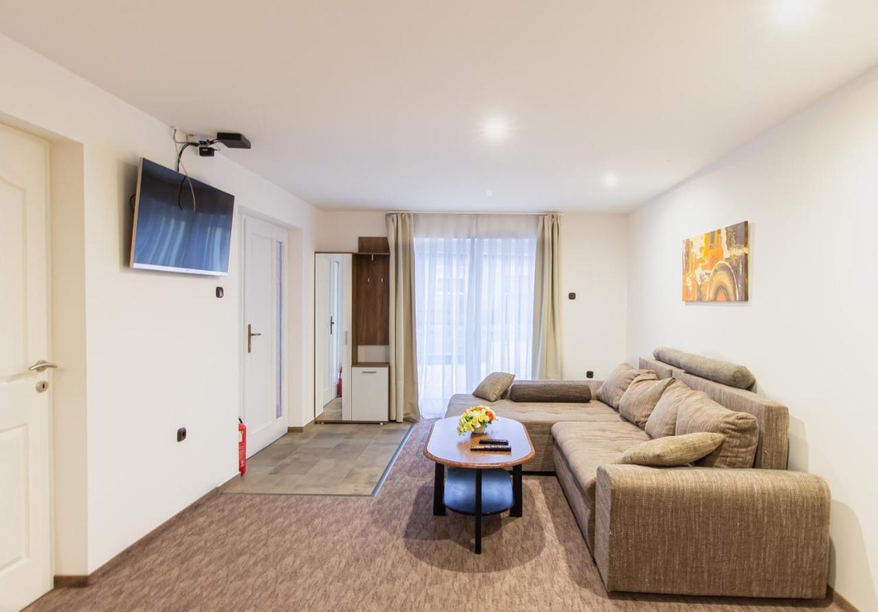 Deli Terasz A Apartman Free Parking, Self-Check-In Anytime Győr Eksteriør billede