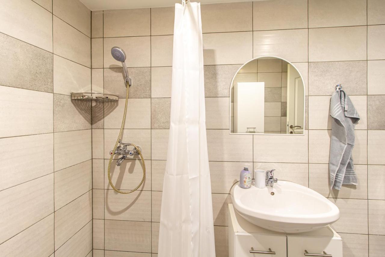 Deli Terasz A Apartman Free Parking, Self-Check-In Anytime Győr Eksteriør billede